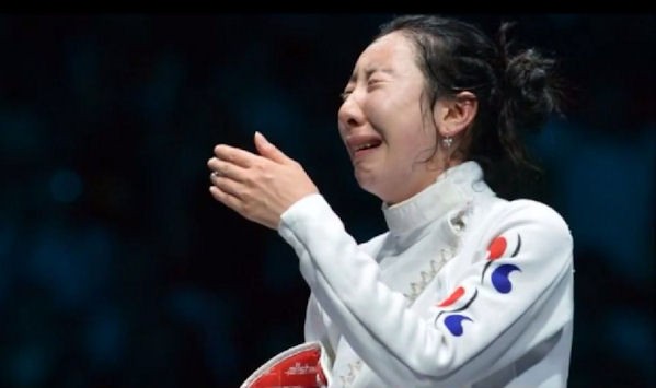 한국 여자 팬싱 2