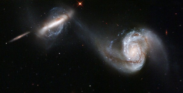 800px-Arp87full