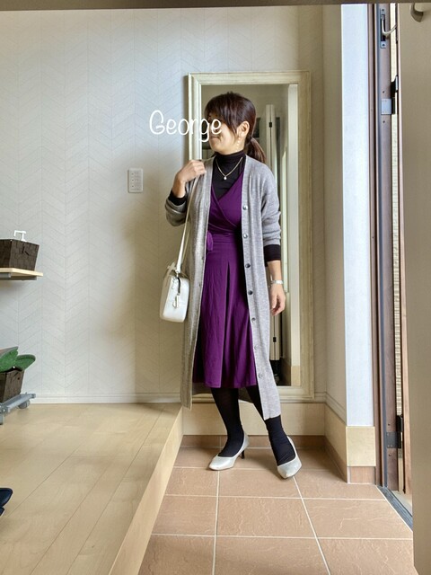 1110 パープルのカシュクールワンピ ユニクロのロングカーディガンに合わせた こっくり色コーデ Le Style George