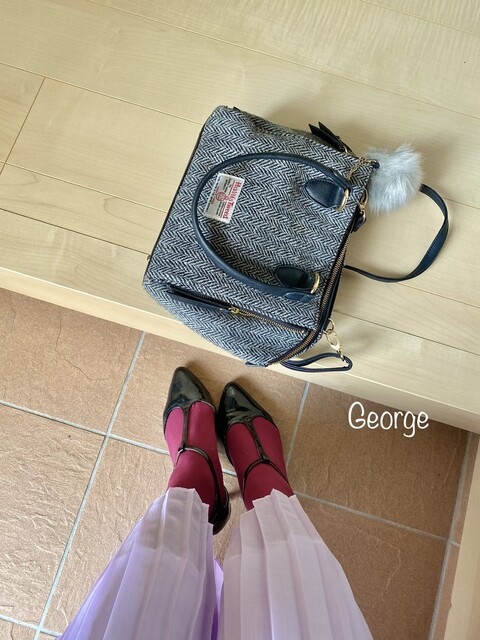 オシャレウォーカーのボルドーニット パープルと合わせたリンクコーデ Le Style George