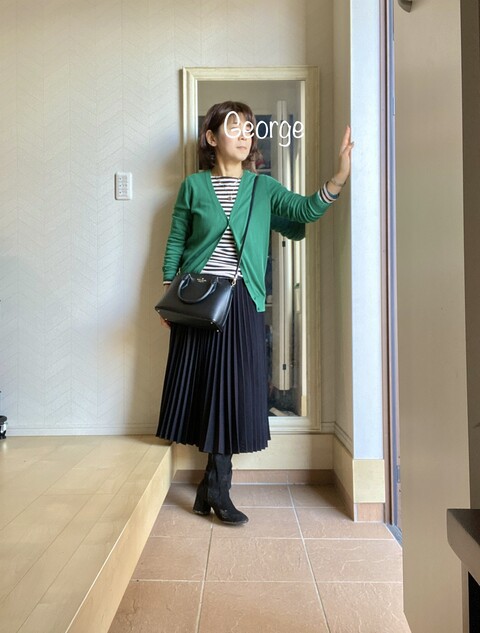 2123 グリーンのカーディガンでリンクコーデ Le Style George