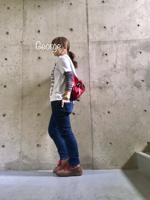 0411 ノースフェイスのtシャツを着て 野の花を見に Le Style George