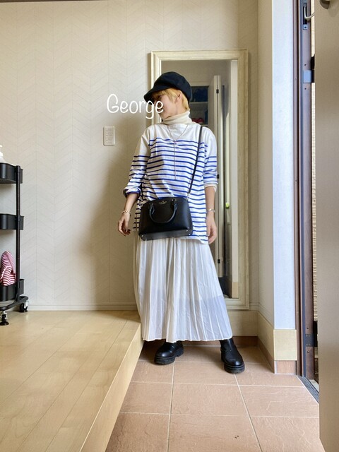2314 ユニクロのオーバーサイズボーダーシャツ 白とブルーでまとめたしましまコーデ Le Style George