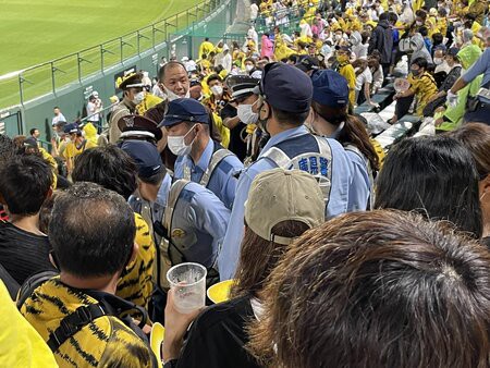 悲報 阪神タイガースファンさん 一線を超えてしまうweweweweye 女子アナお宝画像速報 5chまとめ