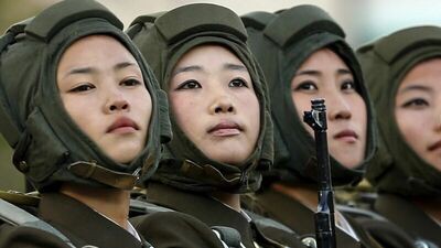 画像 北朝鮮軍人の制服 勲章だらけでカッコ良すぎるｗｗｗ 女子アナお宝画像速報 5chまとめ