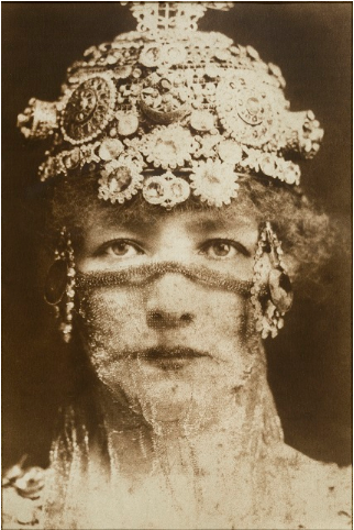 パリ世紀末ベル・エポックに咲いた華 サラ・ベルナールの世界展～渋谷