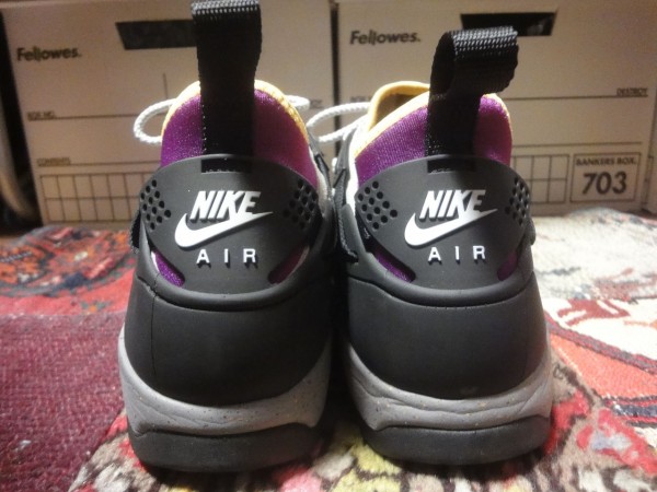 NIKE ACG AIR REVADERCHI : ああ、好きに走ればいいじゃない