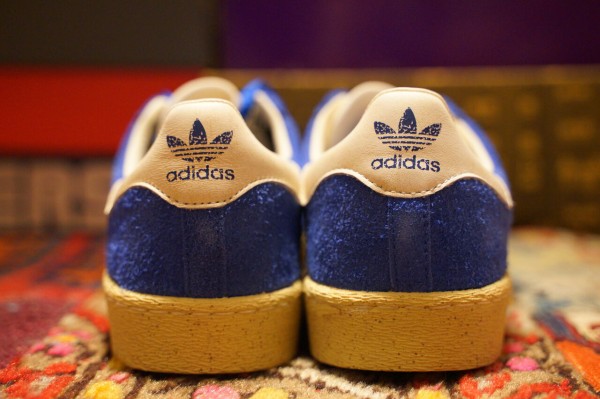 ゲ*ー様 atmos Jabbar Lo アディダス ジャバーロー アトモスブル adidas JABBAR LO ATMOS SUPCOL/OWHITE/EASYEL | atmos