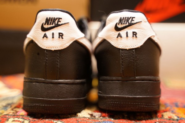 NIKE AIR FORCE 1 LOW RETRO QS BLACK 2024 : ああ、好きに走れ