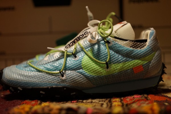 NIKE×OFF-WHITE WMNS WAFFLE LACER VIVID SKY : ああ、好きに走れば