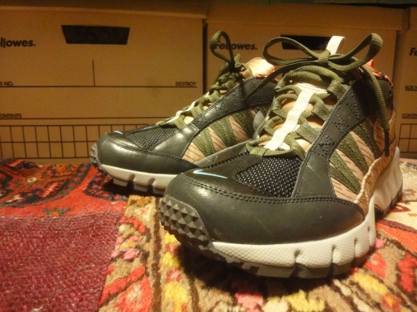 NIKE AIR HUMARA '17 PREMIUM CAMO PACK1 : ああ、好きに走ればいい