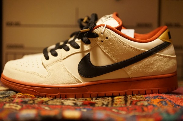 NIKE SB DUNK LOW PRO MUSLIN : ああ、好きに走ればいいじゃない