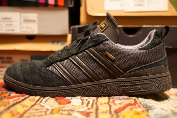 ダービッツ ADIDAS ORIGINALS BUSENITZ GORE-TEX : ああ、好きに走ればいい