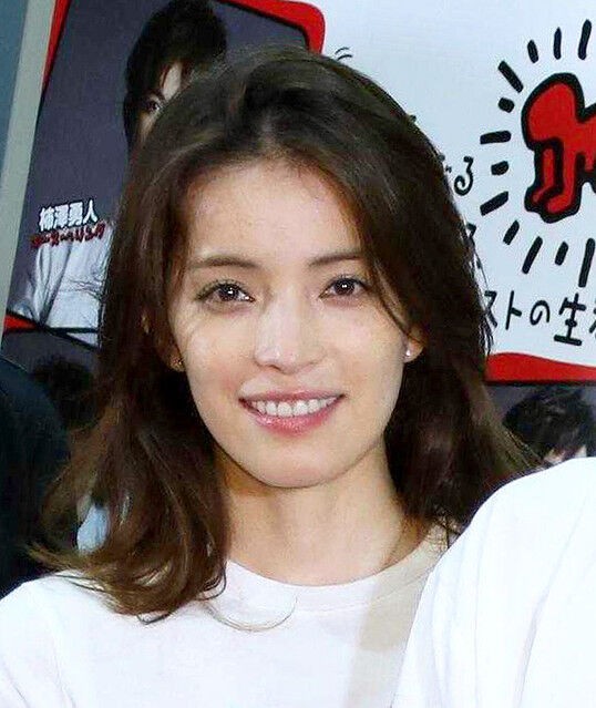 2chまとめ 知念里奈 高卒認定試験 に合格 こんな母さんでさえ やればできる ２児の母 女性アーティスト 女性バンドまとめサイト