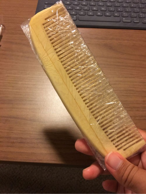とかすほど髪が綺麗になる つげ櫛をココナッツオイルでお手入れ 必要なアイテムは3つ ハワイネコ ブログ とかすほど髪が綺麗になる つげ櫛をココナッツオイルでお手入れ 必要なアイテムは3つ ハワイネコ ブログ