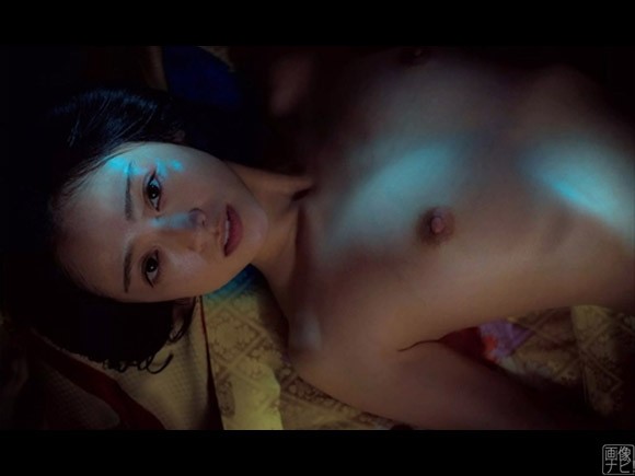安達祐実　乳房 