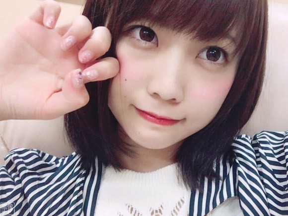 貧乳 貧乳 自撮り 顔だし 小さいオッパイだって顔出しで進んで見せる貧乳自撮り娘 - 素人 ...