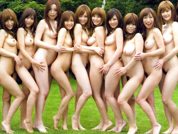 裸集合写真 集合写真は全裸＆ノーパンで！ | chichi-pui（ちちぷい）AI ...