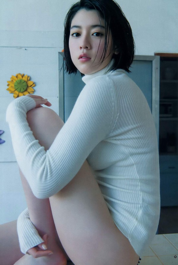 三吉彩花エロ 人気モデル三吉彩花(２０)が透き通る白美乳でグラビア参戦！ : 画像ナビ!