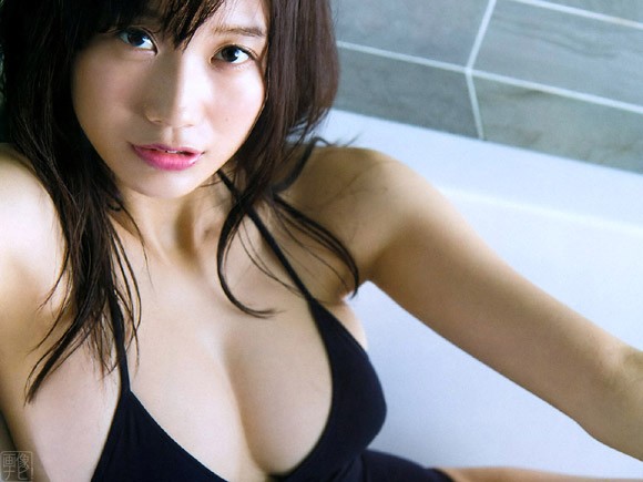 小倉優香　性交 小倉優香(２０) 最強のグラビア女王へ死角なしのマシュマロGカップ美少女。 : 画像ナビ!