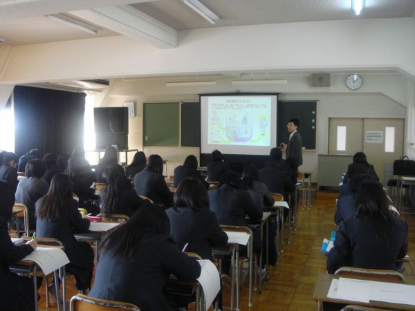 今年も大成女子高等学校の コロキウム に参加してきました Live アールブログ 茨城県土浦市の専門学校 アール医療福祉専門学校とアール情報ビジネス専門学校のブログです