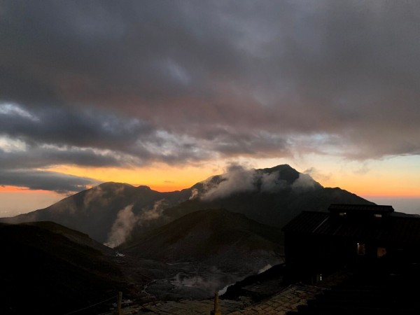 クロムクロの聖地マップと友人の黒部ダムへの旅行 はまかぜの旅団