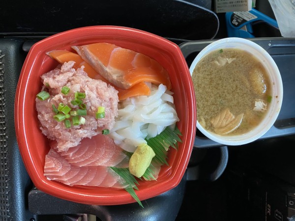 丼丸どんどん ワサビを丸飲みで Angel Beats にむせび泣く はまかぜの旅団