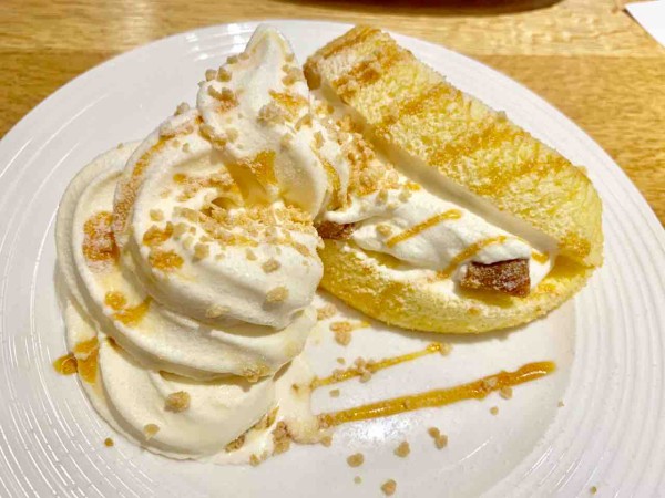 ボントレ珈琲店 ここでしか食べれない オリジナルスイーツ ラッフル ワッフルの中に入っているサクサクの正体は 大人のお子様ランチも人気のカフェ 福山 まるごと岡山食べ尽くし日記