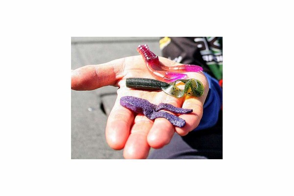 5人のエリートプロが選ぶ最高のラバージグのトレーラー 釣りたいバス釣り日記