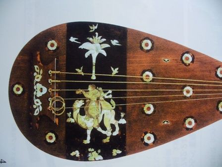 正倉院展へ行きました。五絃琵琶に描かれた鳥は何？？ : 元さんの藍と