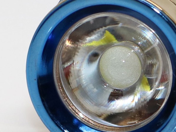 OLIGHT (オーライト) S MINI BATON コンパクト LEDライト : アカリ