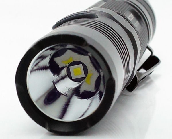 NITECORE (ナイトコア) P12GT XP-L HI V3 LEDライト : アカリセンター