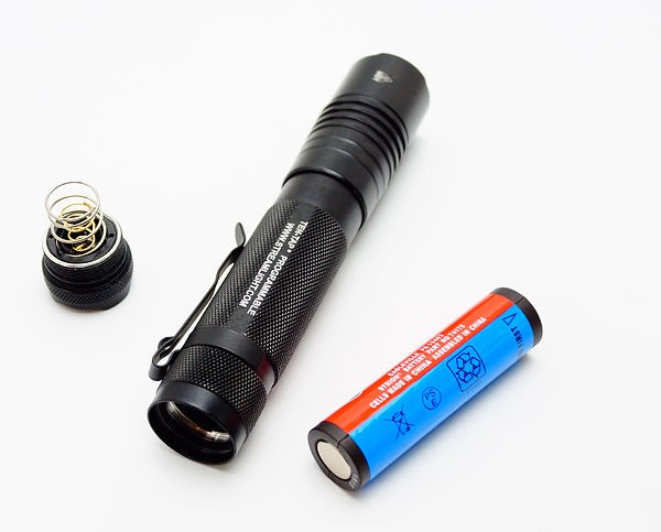 STREAMLIGHT PROTAC HL USB 充電式 LED タクティカルライト : 目指せ