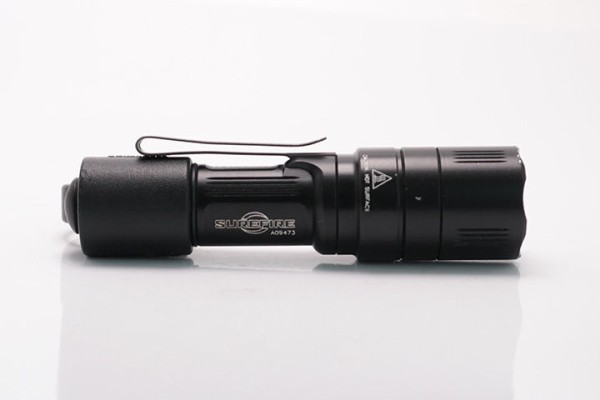 SUREFIRE E1e custom Mcgizomo 改造 Lumens Factory (ルーメンズファクトリー) カスタム2WAY