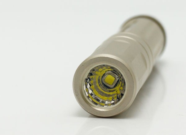 SUREFIRE TITAN-B タイタンプラス PLUS キーライト ニッケル SUREFIRE TITAN-B タイタンプラス PLUS キーライト ニッケル