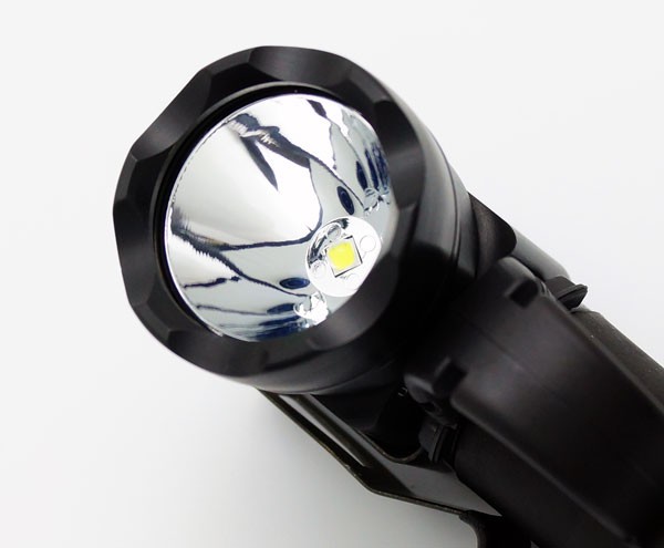 FIRST-LIGHT USA T-MAX LED タクティカルライト : アカリセンター公式