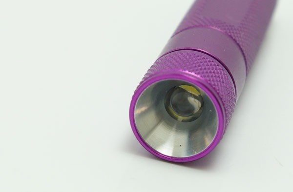 FENIX E01 単四電池1本使用 10ルーメン コンパクトLEDキーライト