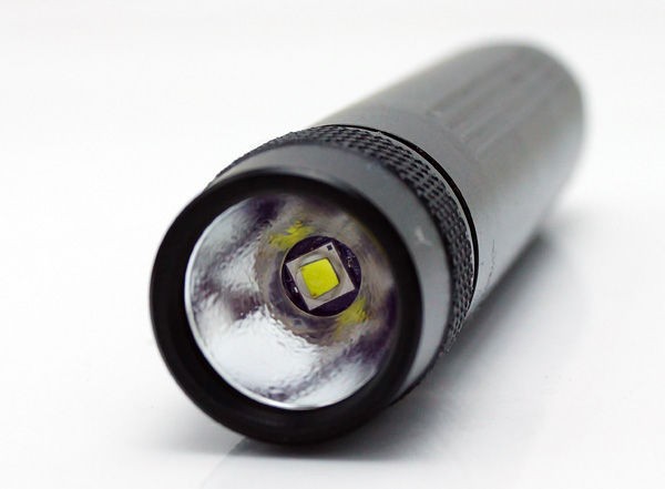 SUNWAYMAN R15A XP-G2 EDC FLASHLIGHT : アカリセンター公式ブログ