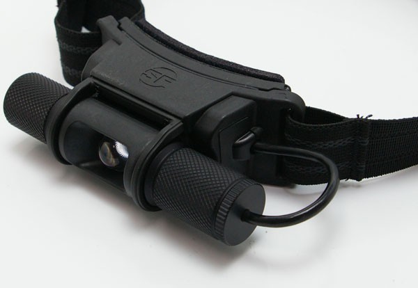SUREFIRE MINIMUS (ミニマス）AA HS4-A-BK 単三電池仕様 LED