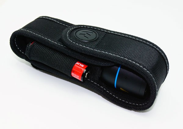 【未使用品】WALTHER PL70 ワルサープロ935ルーメンUMA37082 WALTHER (ワルサー) PL70 フォーカスレンズ搭載 LEDフラッシュ