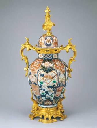 古伊万里 里帰り伊万里 江戸時代 ヨーロッパ輸出品 日本磁器ヨーロッパ輸出350周年記念 パリに咲いた古伊万里の華