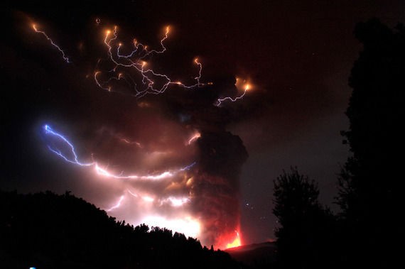 465 チリ南部のプジェウエ Puyehue 火山の超大噴火の写真 Lumiere De Raison D Etre