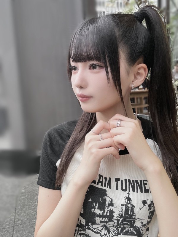 ニアジョイ市原愛弓さんの横顔が美しすぎる【元STU48市岡愛弓・≒JOY