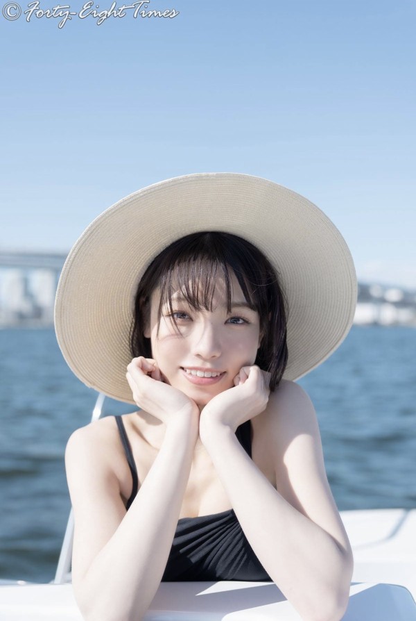 AKB48】チーム8髙橋彩音ちゃんの最新水着グラビアｷﾀ━━━━(ﾟ∀ﾟ