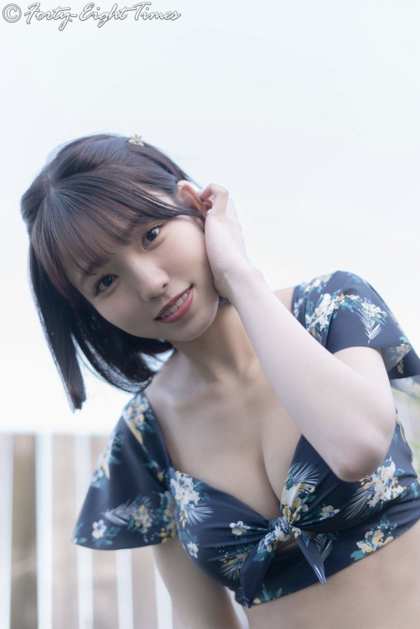 AKB48】チーム8髙橋彩音ちゃんの最新水着グラビアｷﾀ━━━━(ﾟ∀ﾟ