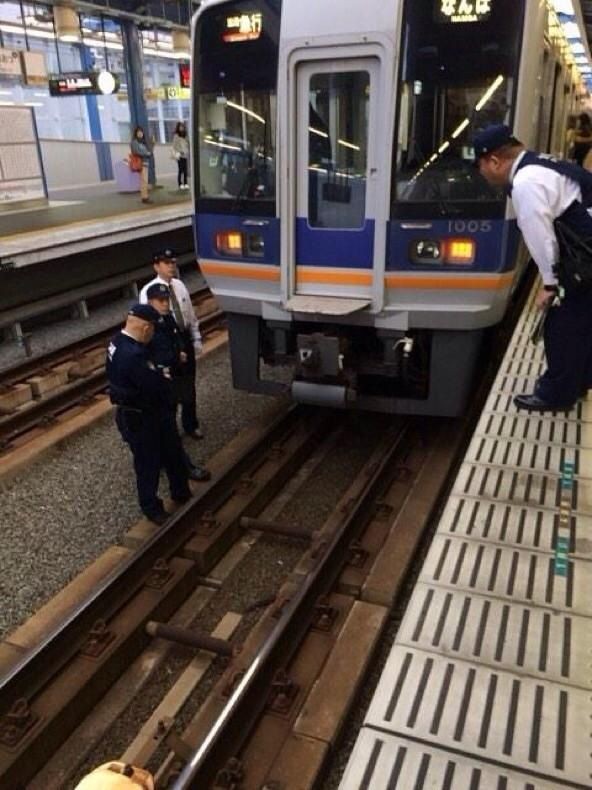 ミステリー 大阪 泉大津駅で女性が飛び込み自殺 遺体見つからず 運転手 人が 消えた ニュース まとめ