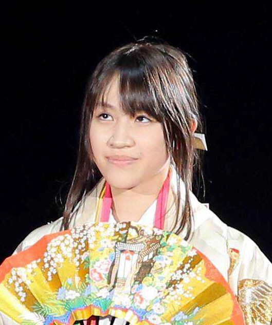 下口ひなな Yahooニュースさん この写真 あまりにもおブスすぎん Akbフレンド