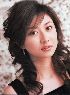 画像 菊川怜 膝上ミニスカートで太もも美脚ｷﾀ ﾟ ﾟ かばんの日 8月9日 制定式にて ぐうかわ速報 ぐうかわ速報