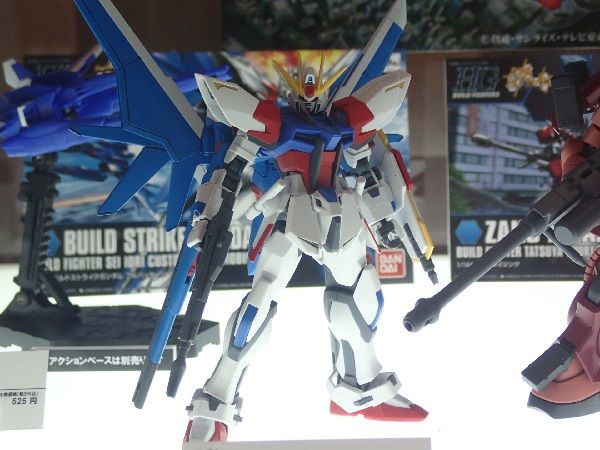 発売前の新作ガンプラを激写 ガンダムビルドファイターズ展 に行ってきた 秋葉原フリーマーケット調査隊