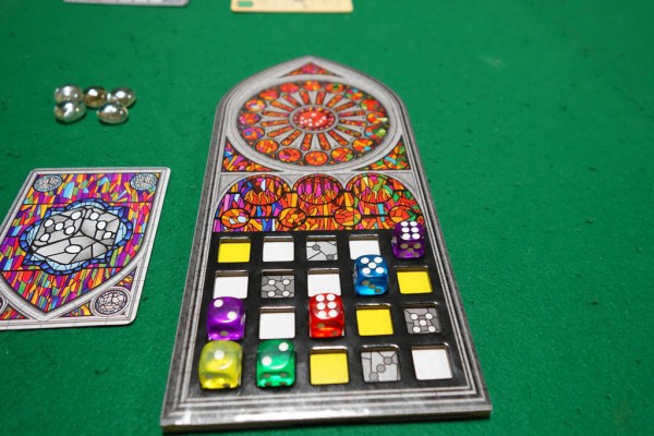 ボードゲーム（サグラダ） Amazon.co.jp: Floodgate Games サグラダ ボードゲーム ファミリー